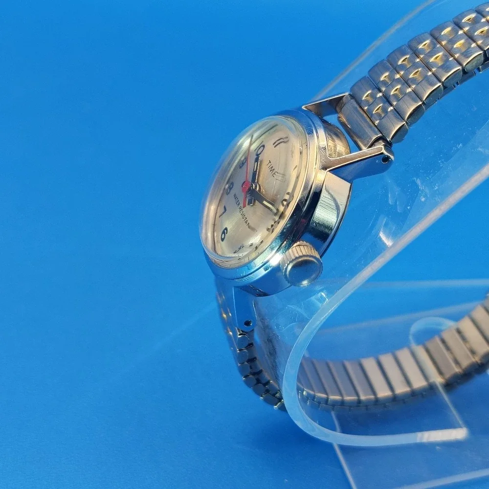 Vintage 1976 Timex Mechanical Manual Wind‎ 24mm Women's Watch Fully Restored